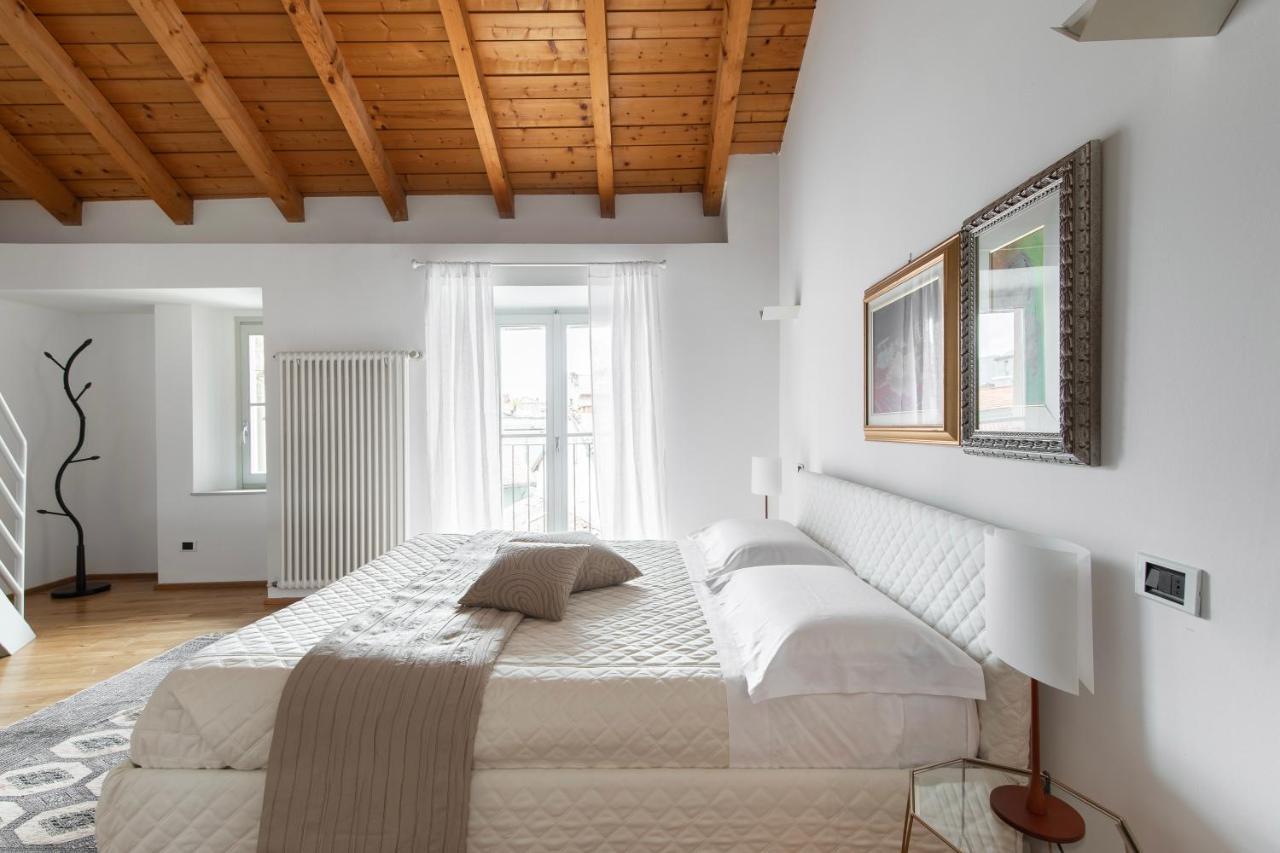A Casa Nuccia Mansarda By Holiday Solutions Como Exterior photo