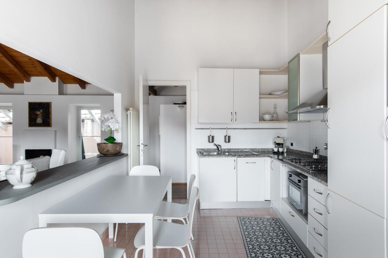 A Casa Nuccia Mansarda By Holiday Solutions Como Exterior photo