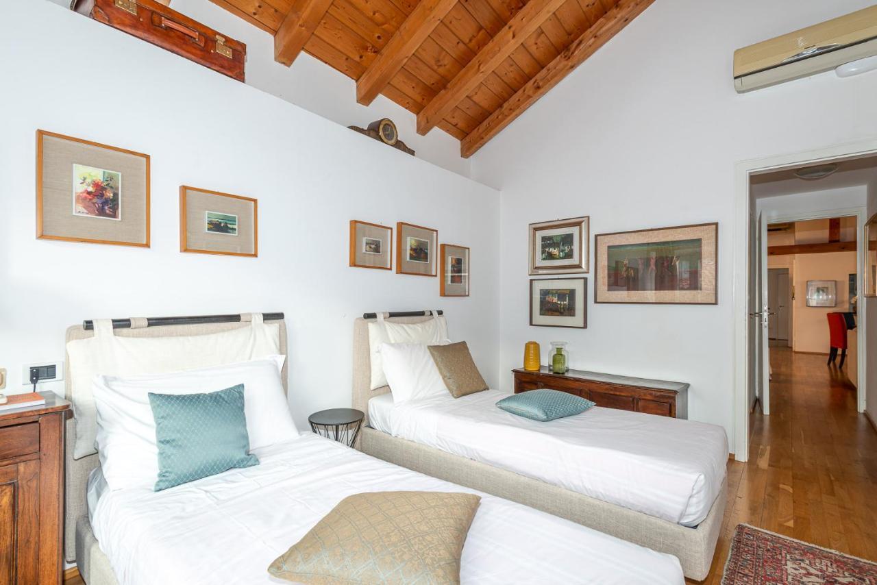 A Casa Nuccia Mansarda By Holiday Solutions Como Exterior photo